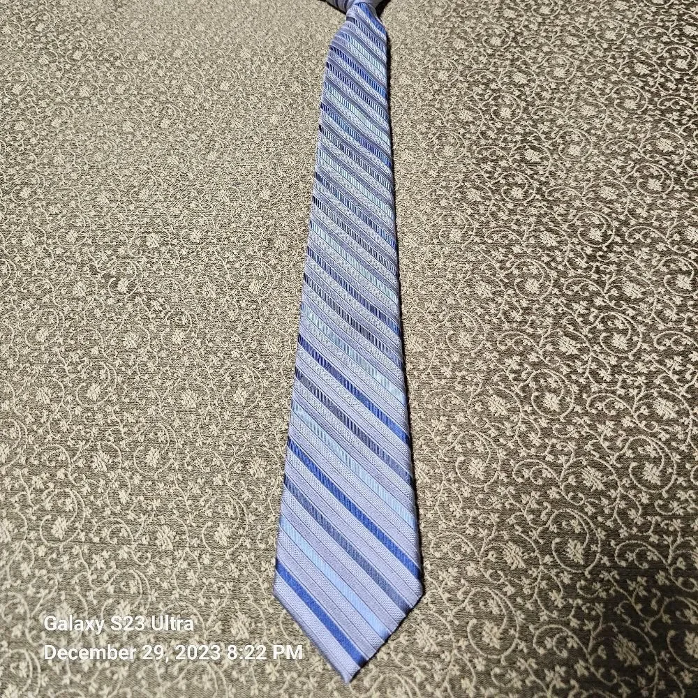 Calvin Klein Big Boy Diagonal Stripe Tie, 100% Silk
